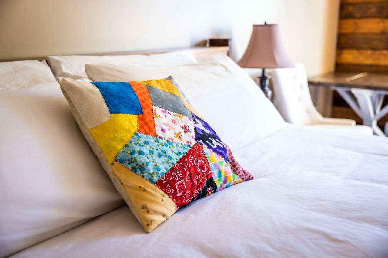 Upper Humber Settlement A Farmstay B&B Cormack Bagian luar foto