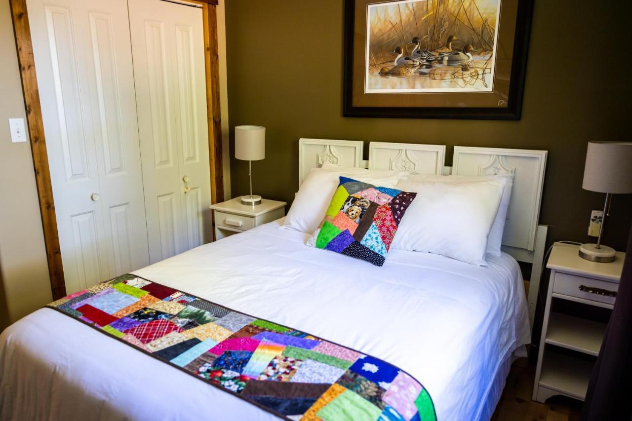 Upper Humber Settlement A Farmstay B&B Cormack Bagian luar foto